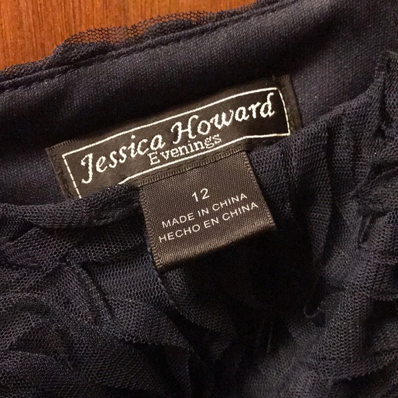 Dress - Picture 2 of 4